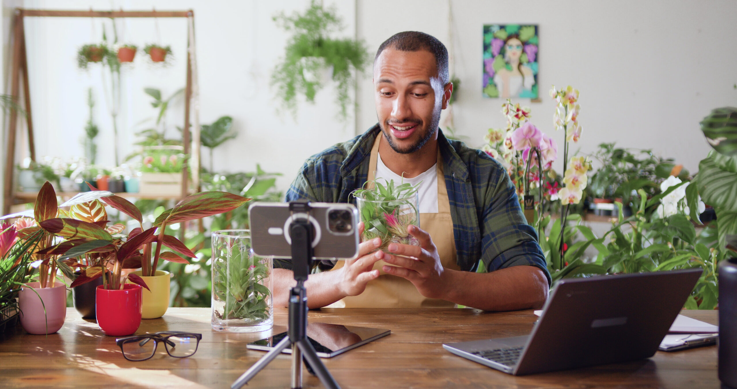 8 essential content creation tools that new creators need