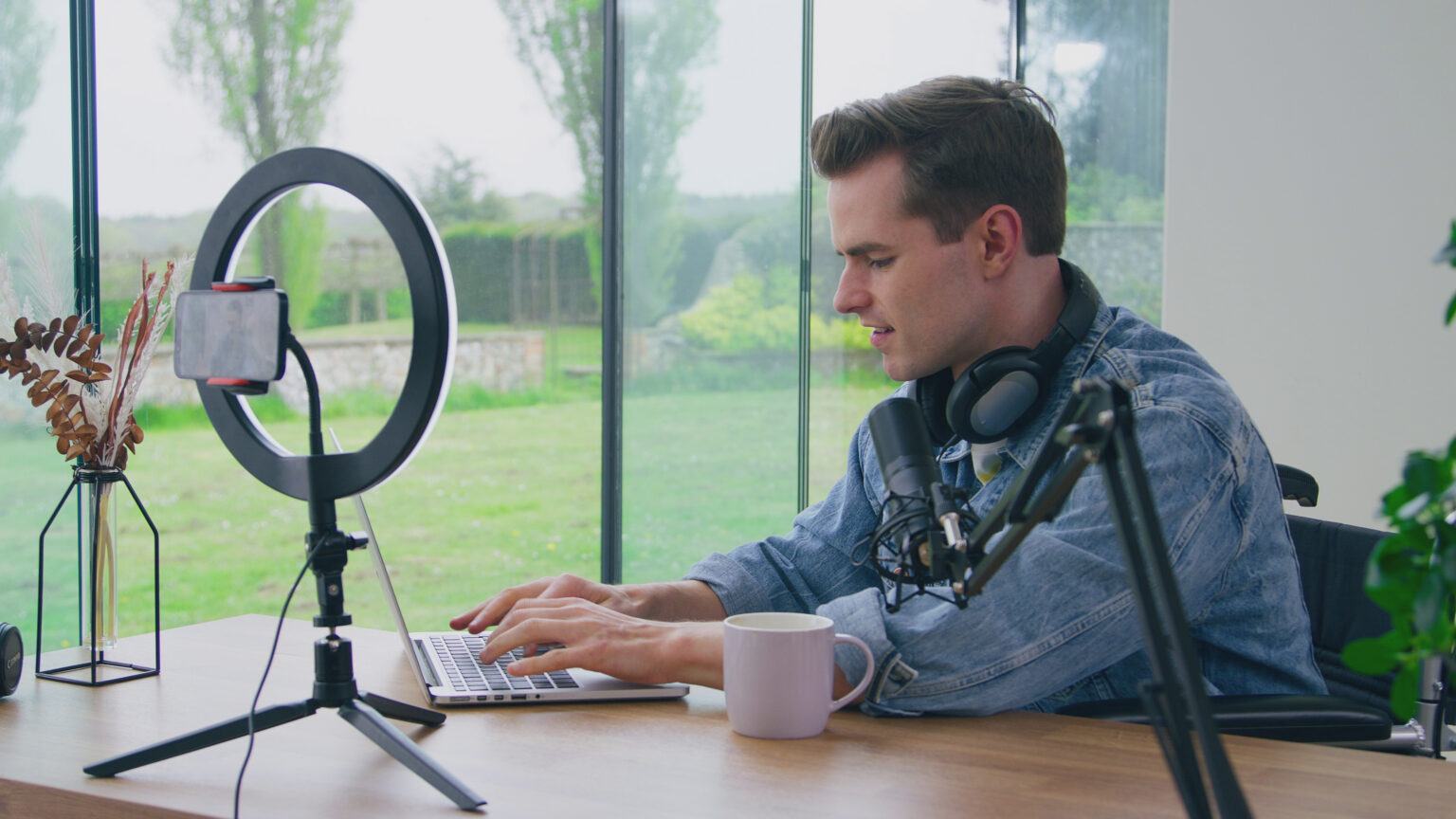 One video, ten clips for social media: How to break down long-form into short-form